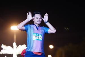 BIB: 43517
                            <button type="button" onclick="openModal(21327319)" class="btn btn-primary btn-sm float-right btn-popup" data-toggle="modal" data-target=".modal-high-quality">
                        <i class="fas fa-shopping-cart"></i> Add to Cart
                    </button>
                                            <button type="button" onclick="isThisMe(21327319, true)" class="btn btn-success btn-sm float-right btn-popup btn-isme hidden" data-toggle="tooltip" data-placement="bottom" title="นี่คือรูปของคุณใช่ไหม คลิกที่นี่เพื่อเอาเข้าอัลบั้ม">
                        <i class="fas fa-plus"></i> Add to album
                    </button>
                    <button type="button" onclick="isThisMe(21327319, false)" class="btn btn-warning btn-sm float-right btn-popup btn-isnotme hidden">
                        <i class="fas fa-ban"></i> Remove from album
                    </button>
